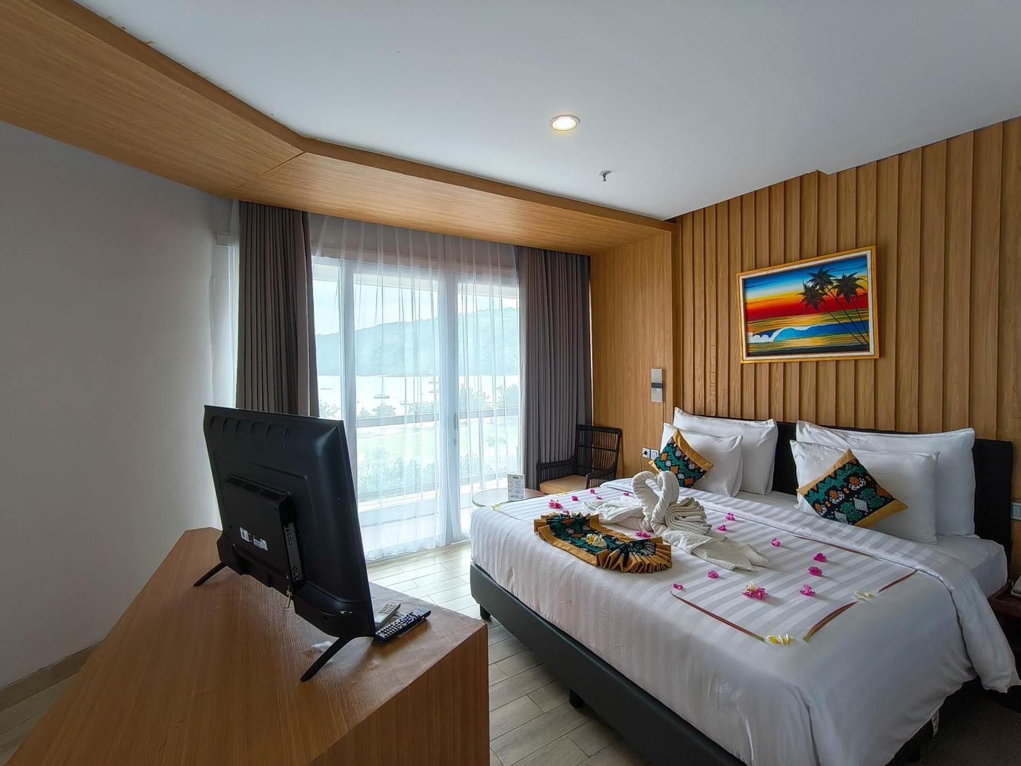 Raja Hotel Kuta Mandalika Resort & Convention Kuta (Lombok) Exterior foto